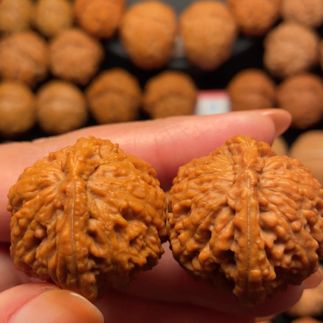 文玩核桃吊坠ooo6