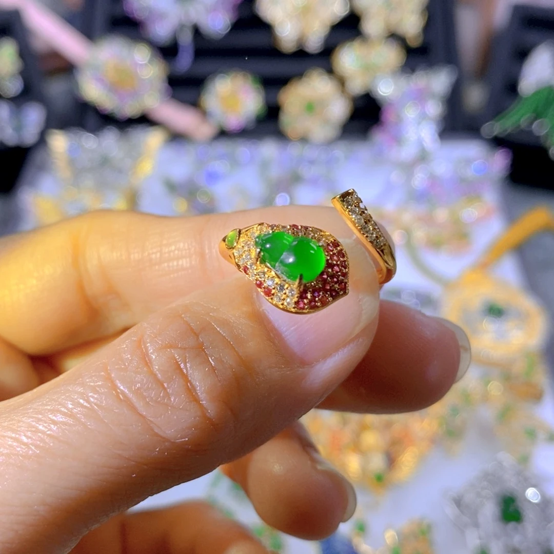 颈饰银S925镶嵌翡翠