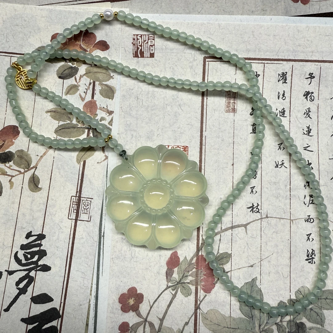 精品双面雕工冰透太阳花毛衣链