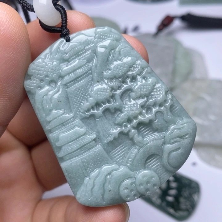 颈饰未镶嵌翡翠翡翠