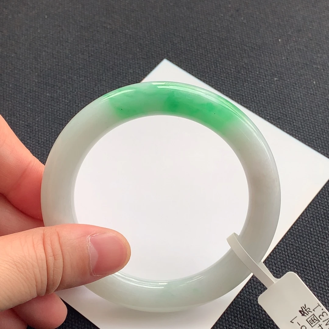 翡翠未镶嵌手镯26号