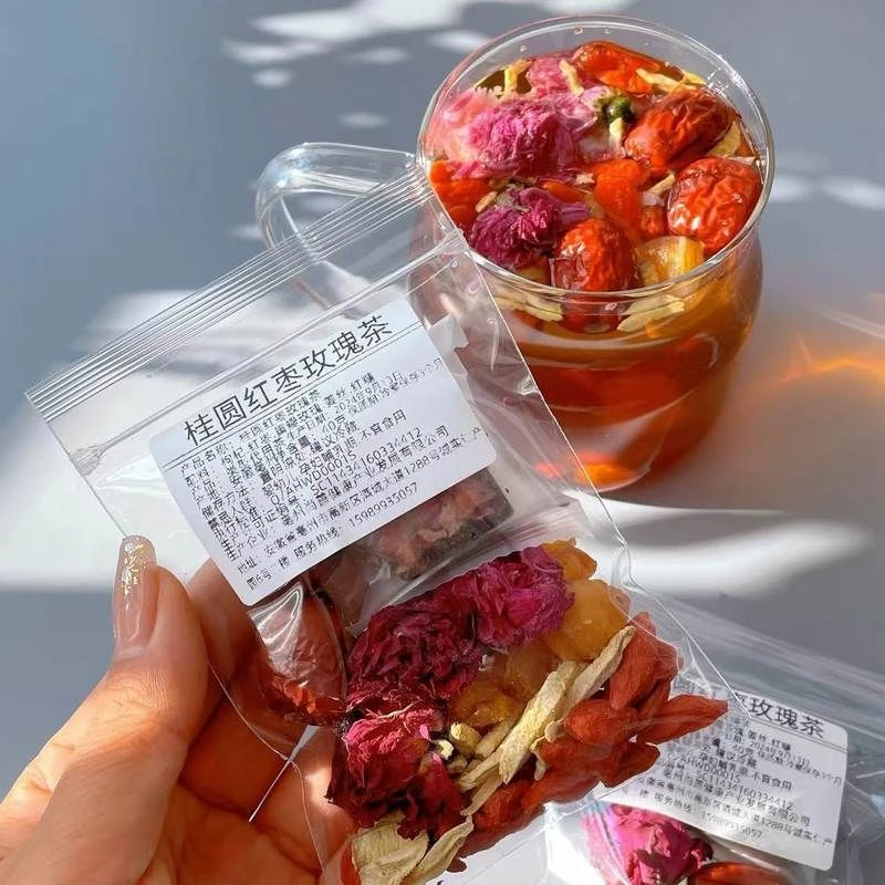 桂圆红枣黑糖枸杞茶红糖姜枣茶