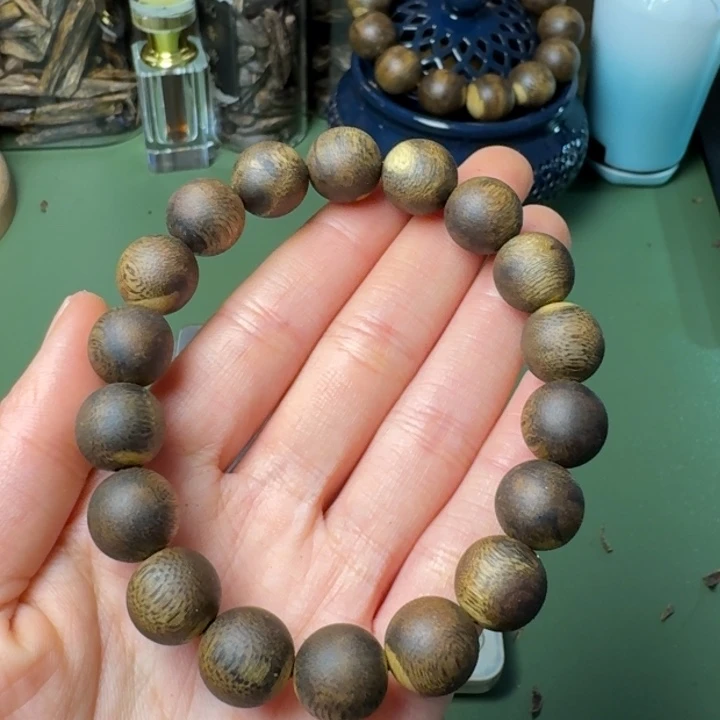 沉香手串海南虎斑棋树心油老料13克