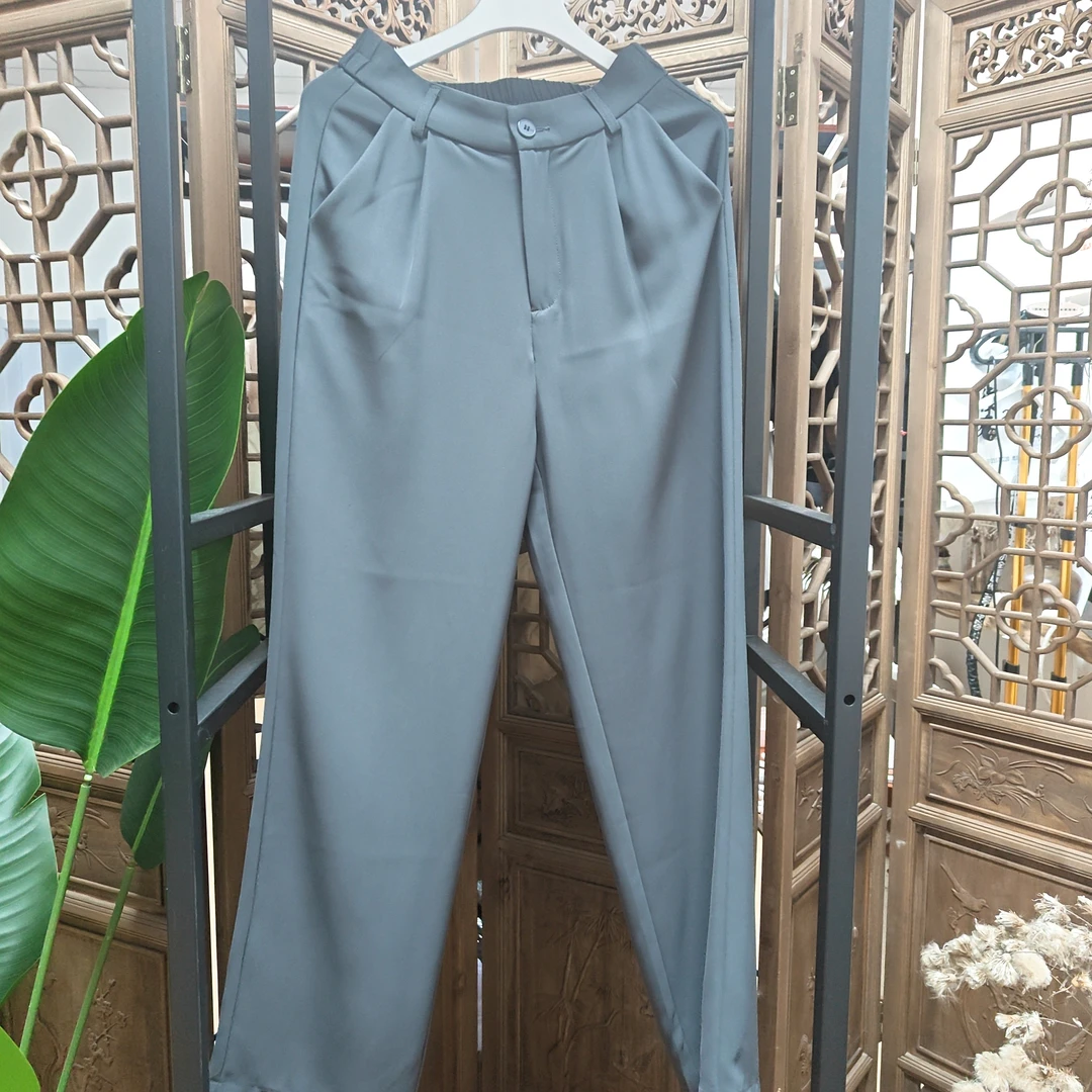 06灰色直筒裤（120斤）默认微瑕无运费险