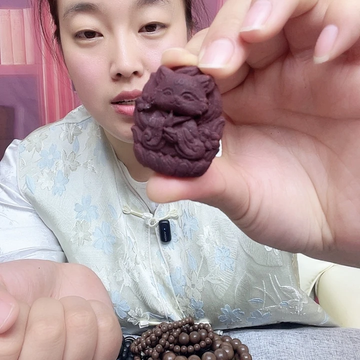 子***儿泥塑红麝凤九一块
