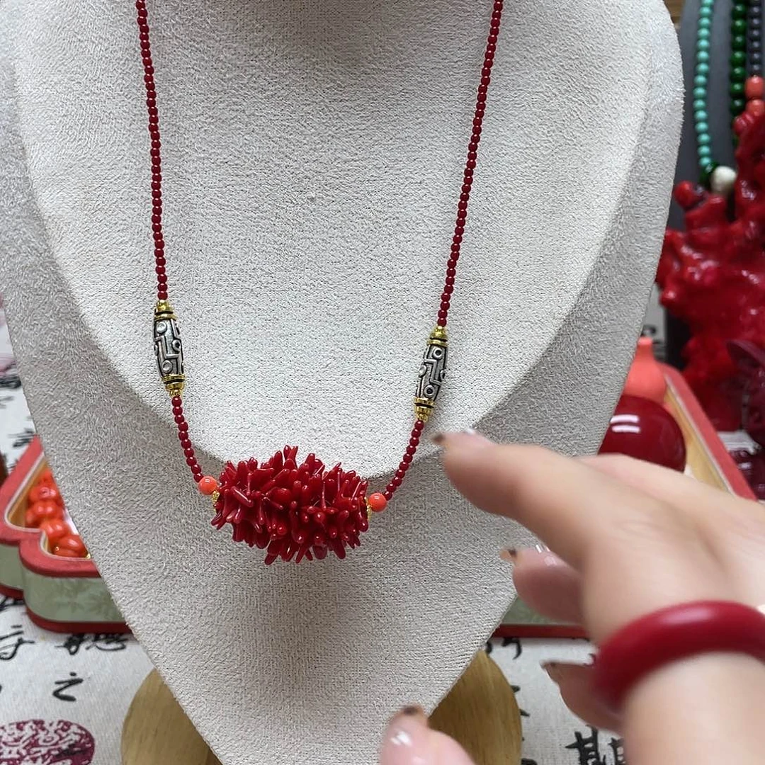 如***萍非金属毛毛虫项链