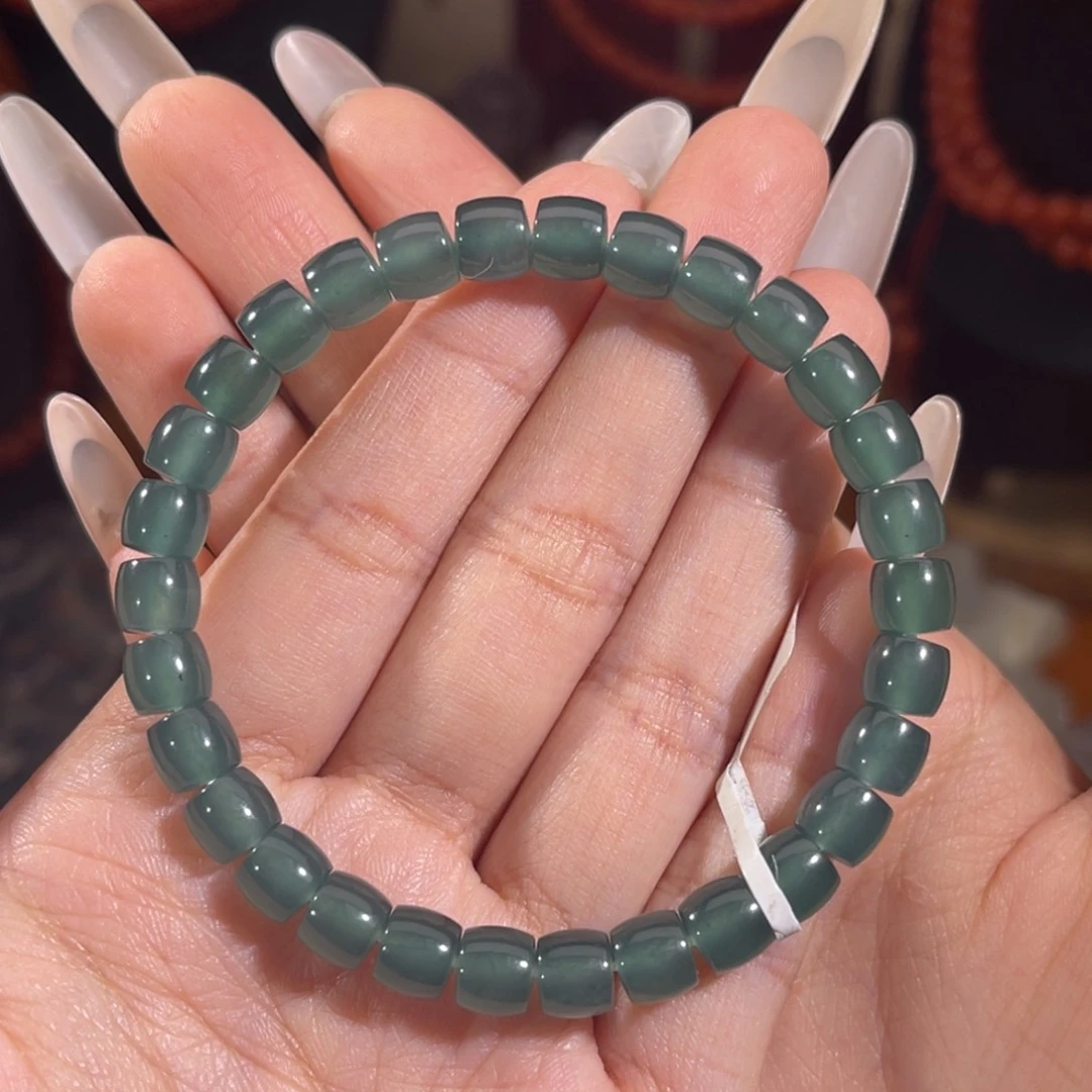 玛瑙/玉髓翡翠直切单圈手串 6.8m m未镶嵌