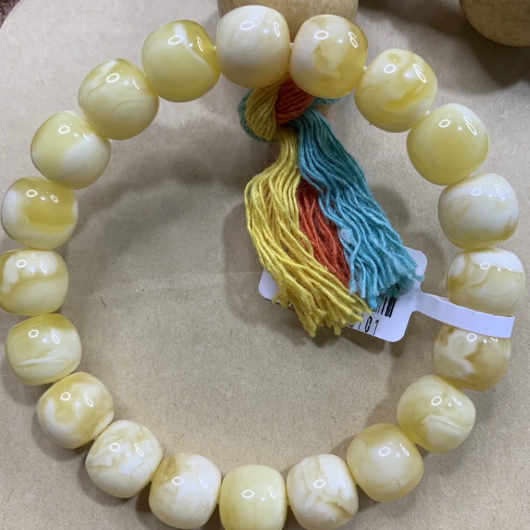 琥珀蜜蜡11mm浓腊瓷白妖花