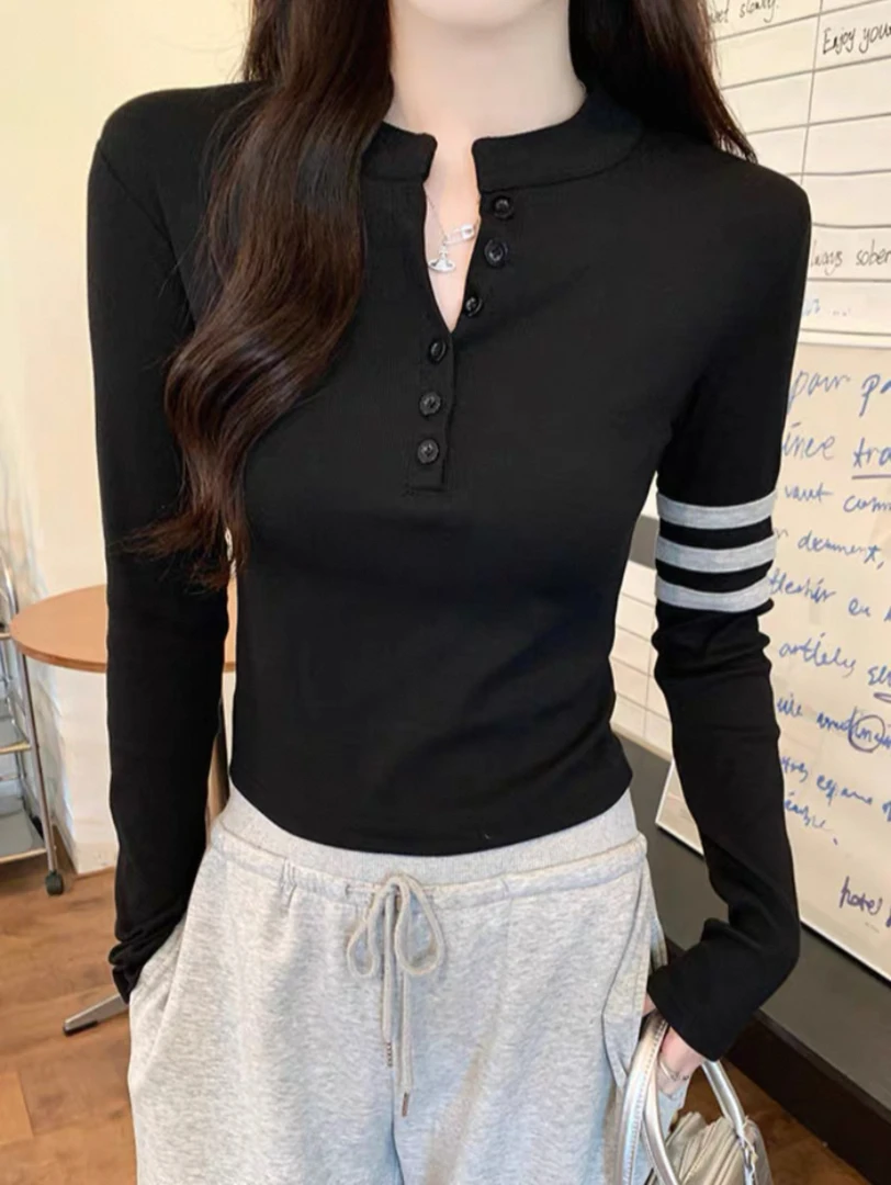 春秋新款纯欲风辣妹黑色小众长袖T恤女2025修身显瘦打底衫女上衣