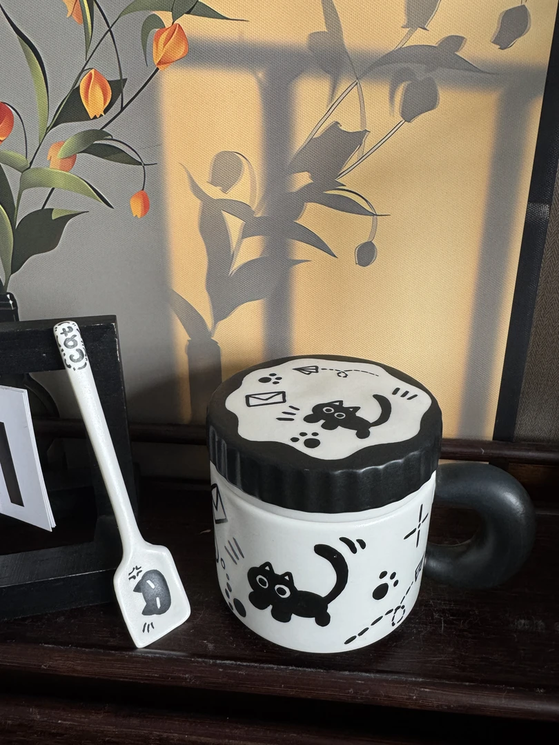 景德镇高温釉下彩纯手绘创意瓷 小黑圆盖款