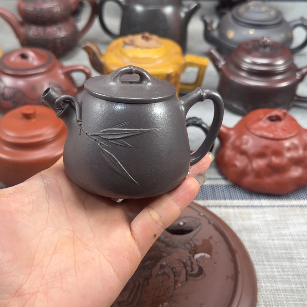 茶壶紫砂紫砂紫色紫砂