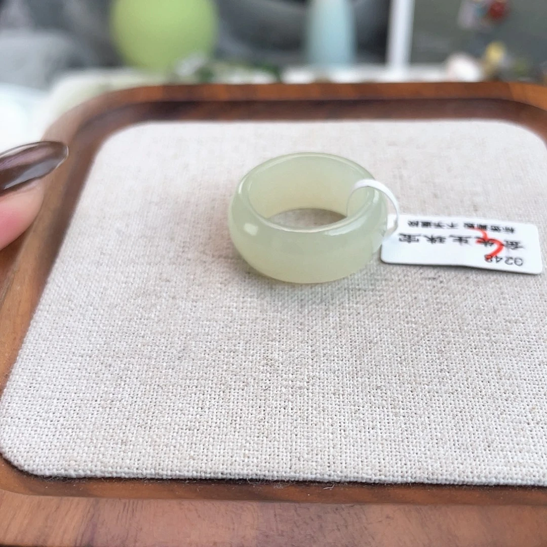 和田玉未镶嵌戒指U49奶绿墩墩18.2不退换