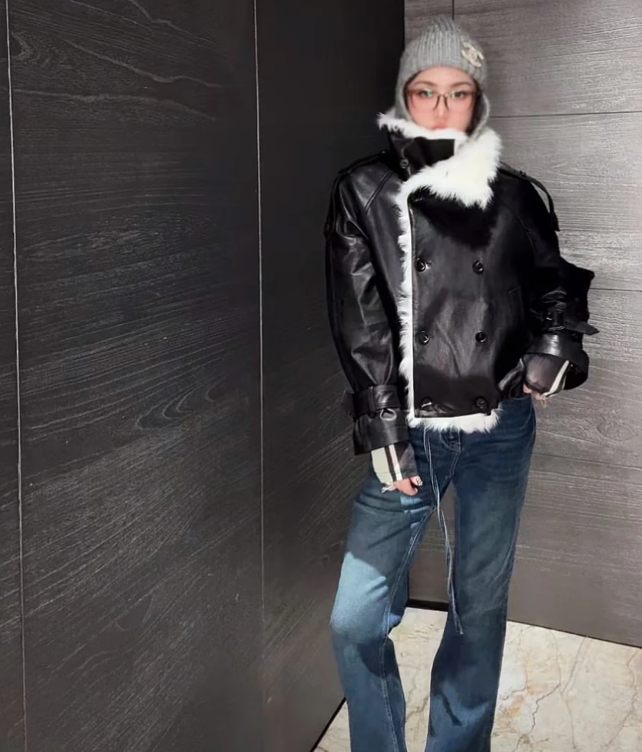 【HAV】  新款时髦立领双排扣毛毛拼接长袖皮衣夹棉外套