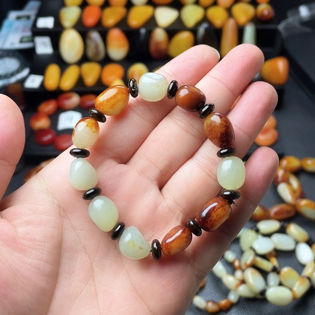 和田玉吊坠(赠链)未镶嵌