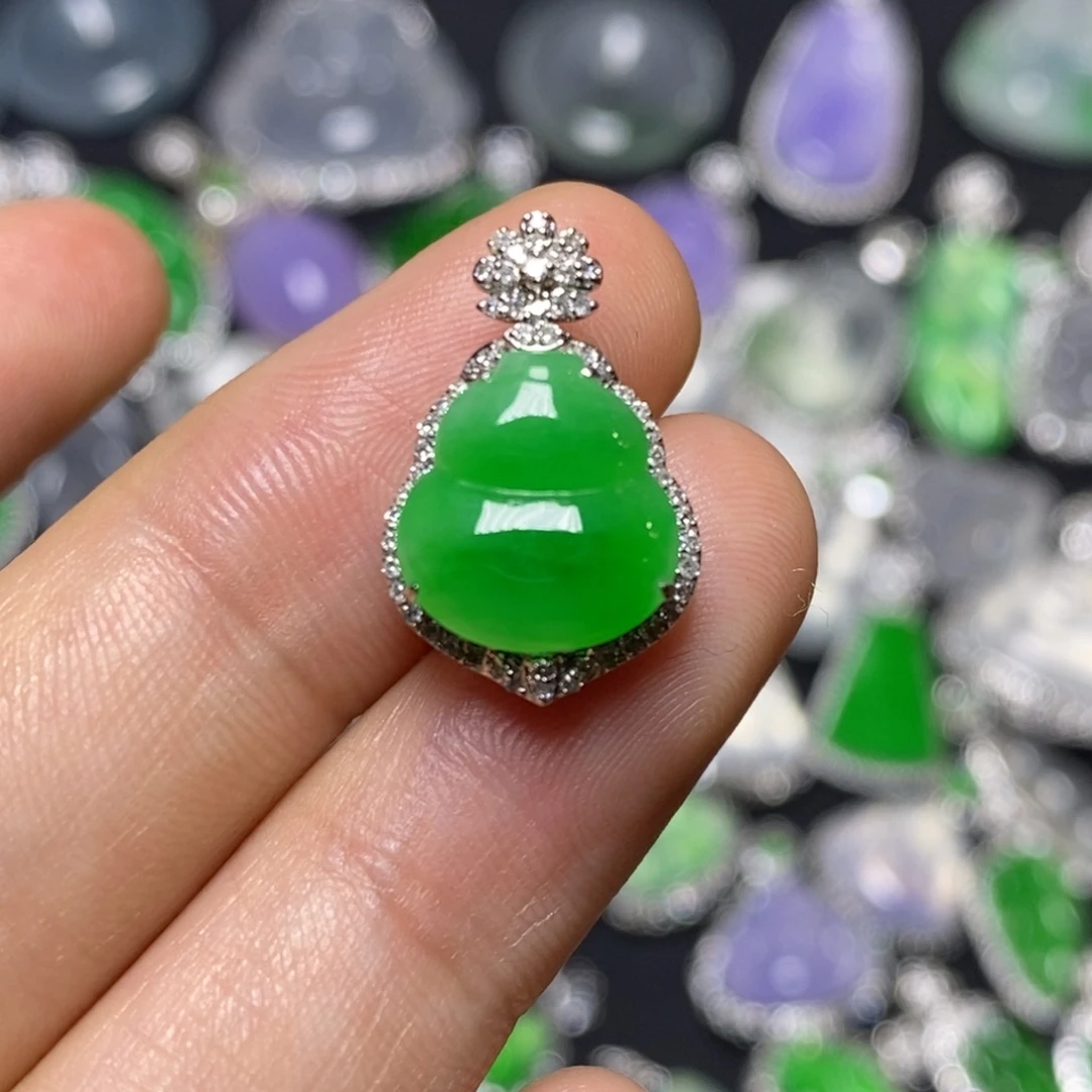 翡翠18K金镶嵌吊坠(不含链)葫芦