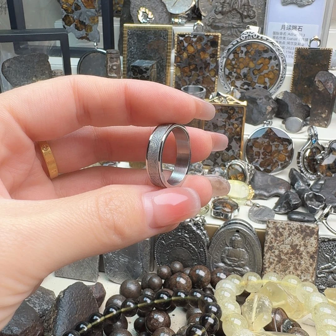 星***朗花岗石铁合金瑞典戒指