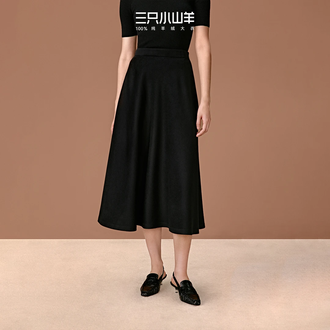 三只小山羊【仙女裙】100纯羊绒半身裙 通勤款黑色不规则裙