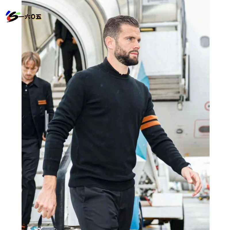 SC24227 男士秋冬柔软舒适羊绒衫条纹拼接袖针织圆领毛衣