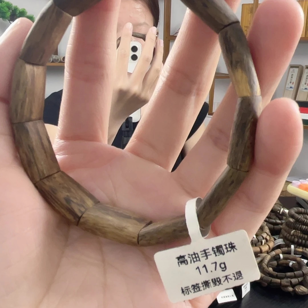 沉香手串单圈手镯珠11+