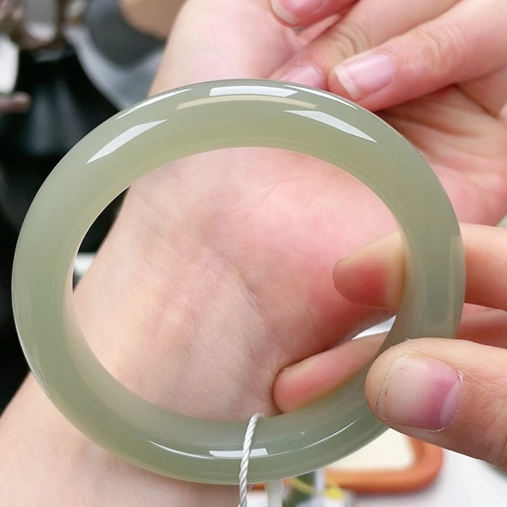 和田玉手镯5657未镶嵌