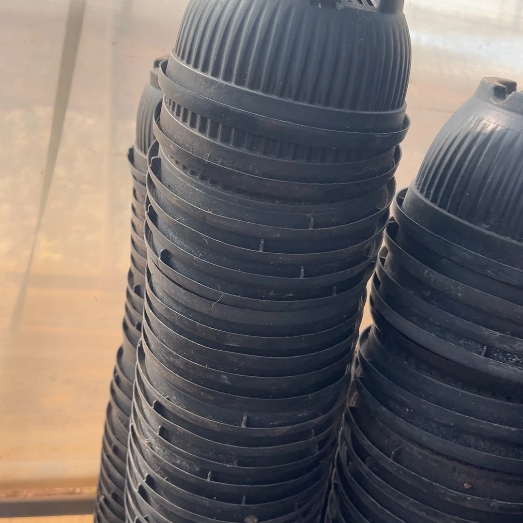 黑元宝盆14口径8高 10个