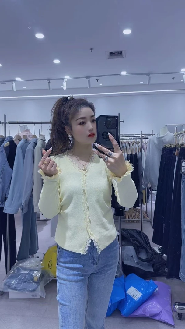 卡卡私制(炫彩小衫)