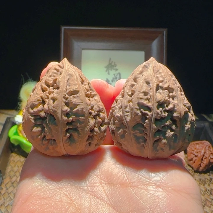 文玩核桃吊坠米子8