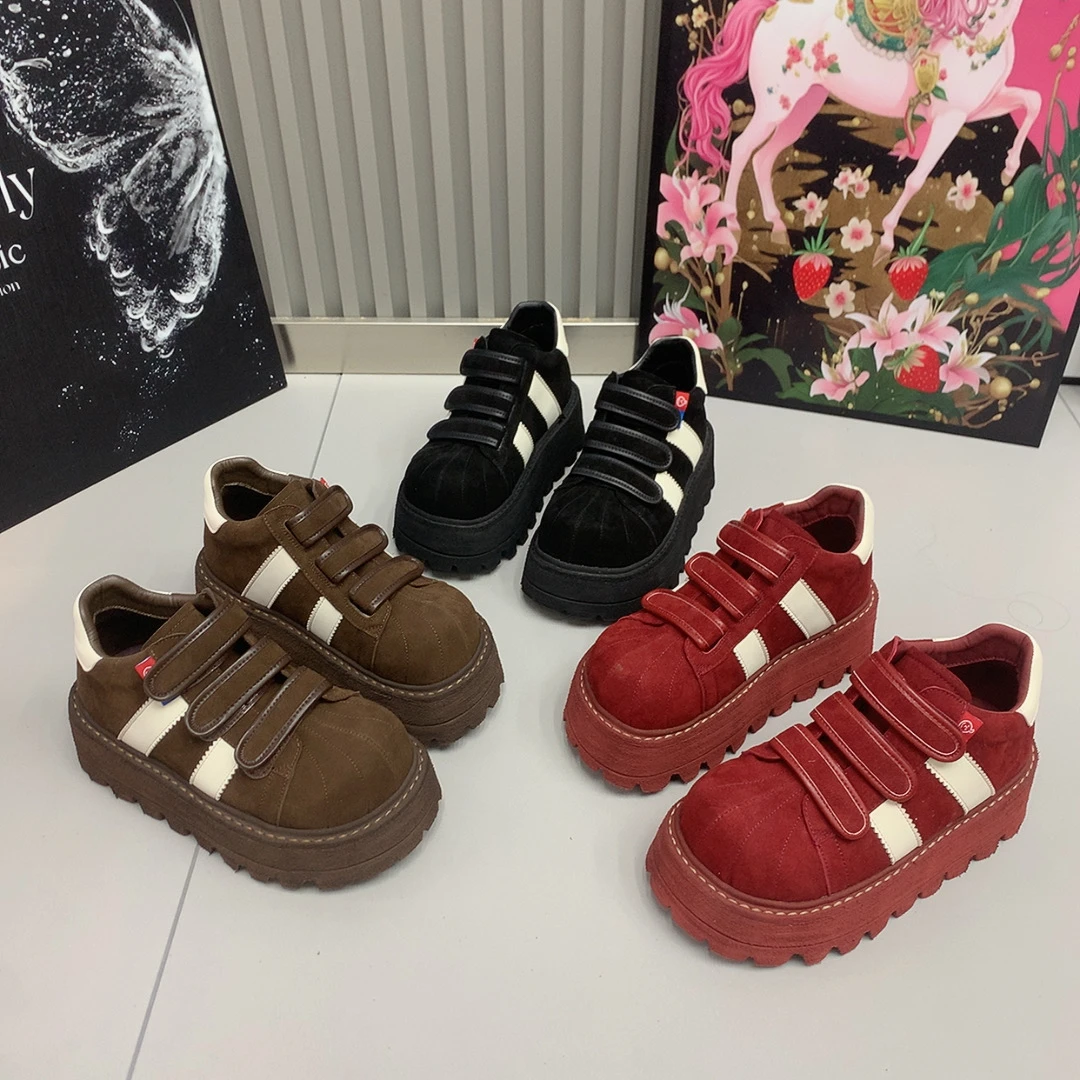 俏洋哥倪888-1韩版厚底6公分牛反绒皮休闲复古潮流娃娃头乐福鞋