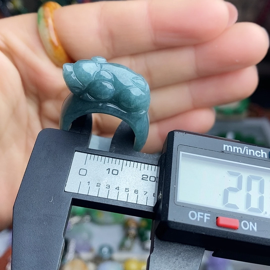 翡翠未镶嵌戒指99