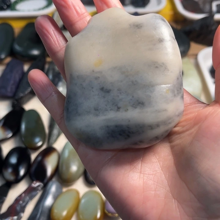 玉新疆戈壁青花手把