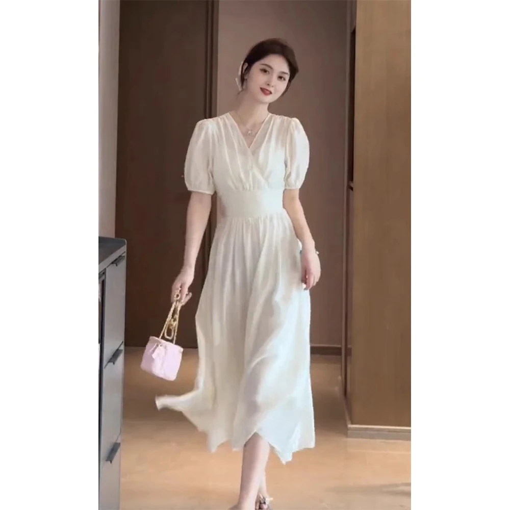 端庄大气精致高端白色连衣裙气质法式漂亮仙气高级显瘦垂坠感裙子