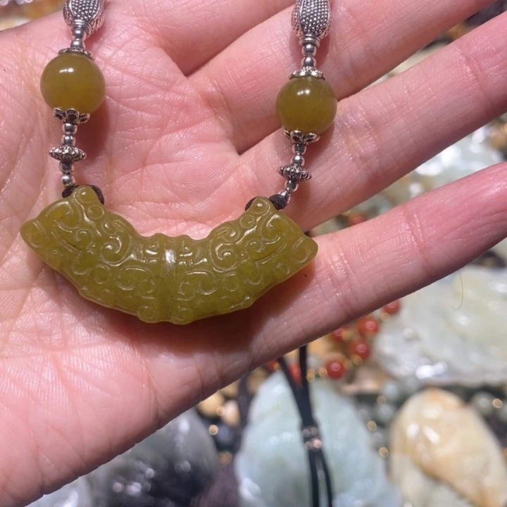 岫玉毛衣链未镶嵌