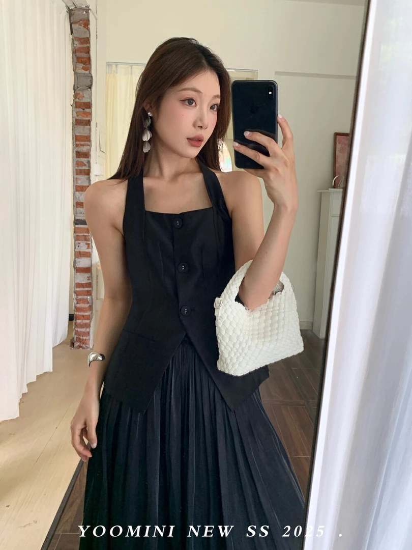 16525方寸流光都市极简黑色马甲背心