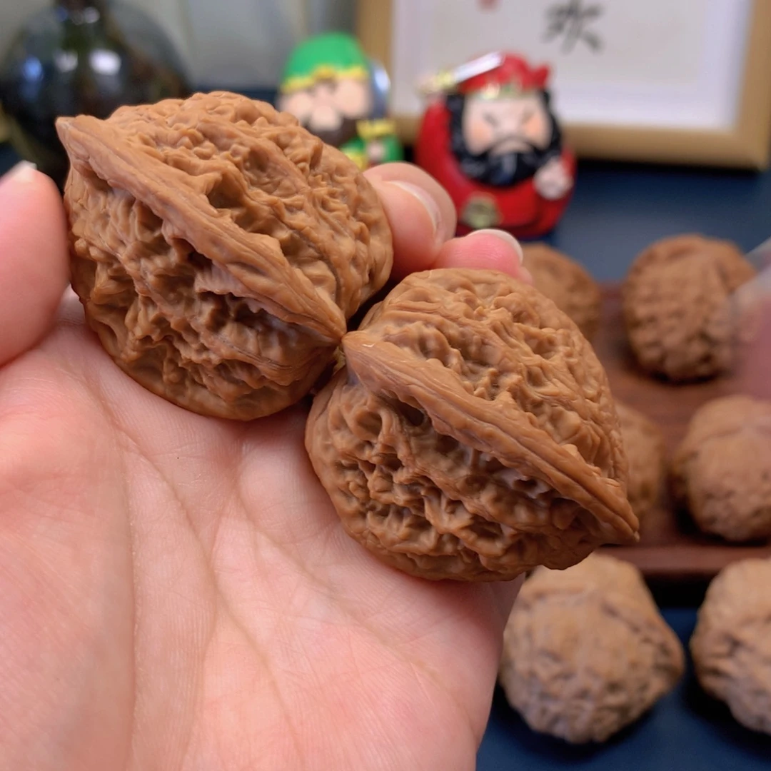 文玩核桃把件麦穗虎头40尺