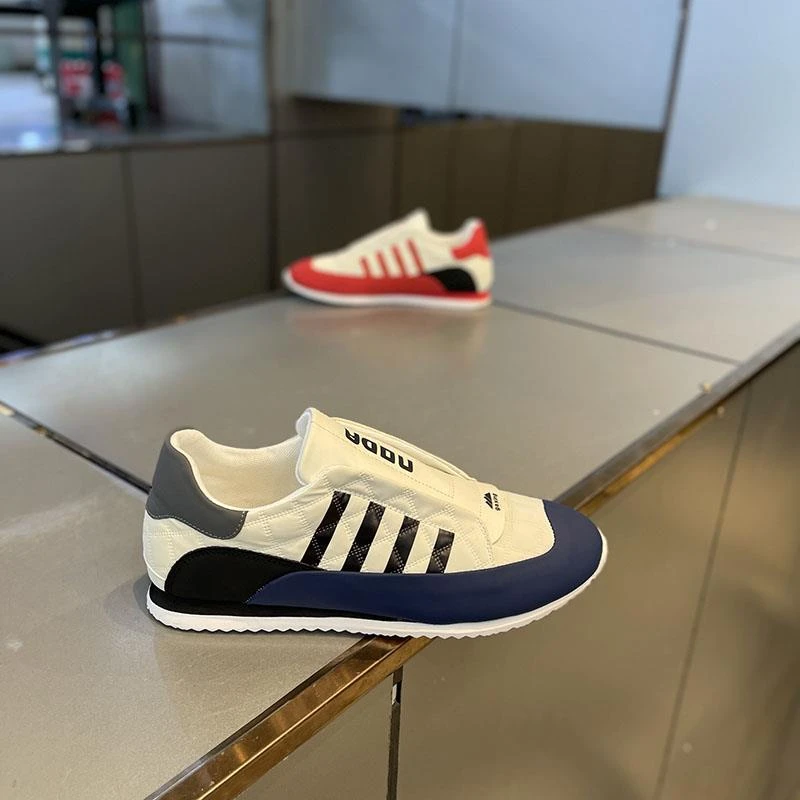 男鞋2025年秋季新款透气布鞋低帮一脚蹬休闲鞋网红爆款软底小白鞋