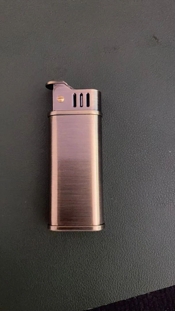 高颜值战壕煤油打火机防风高档老式复古砂轮一键弹射点火打火机