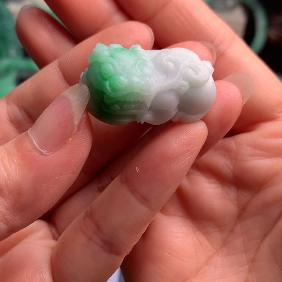 未镶嵌定制翡翠翡翠