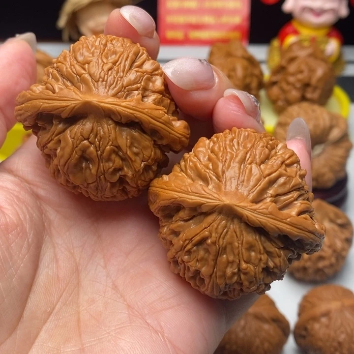 核桃文玩核桃水龙纹46尺