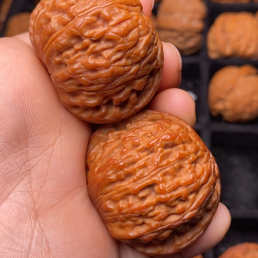 文玩核桃吊坠秦岭野生核桃