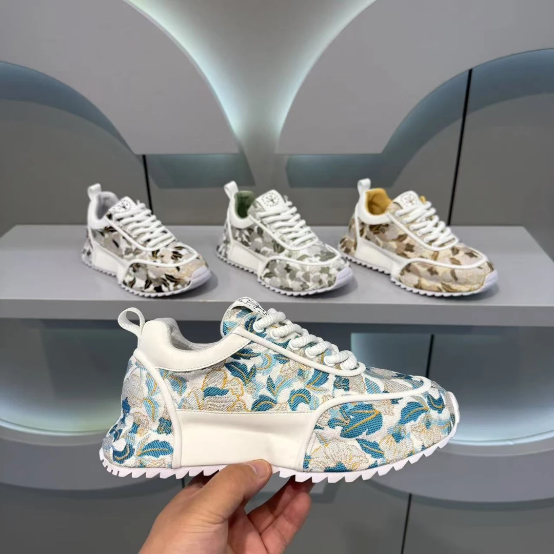 2025春夏季新款透气时尚百搭潮流舒适软底轻便男款休闲鞋（皮鞋码）