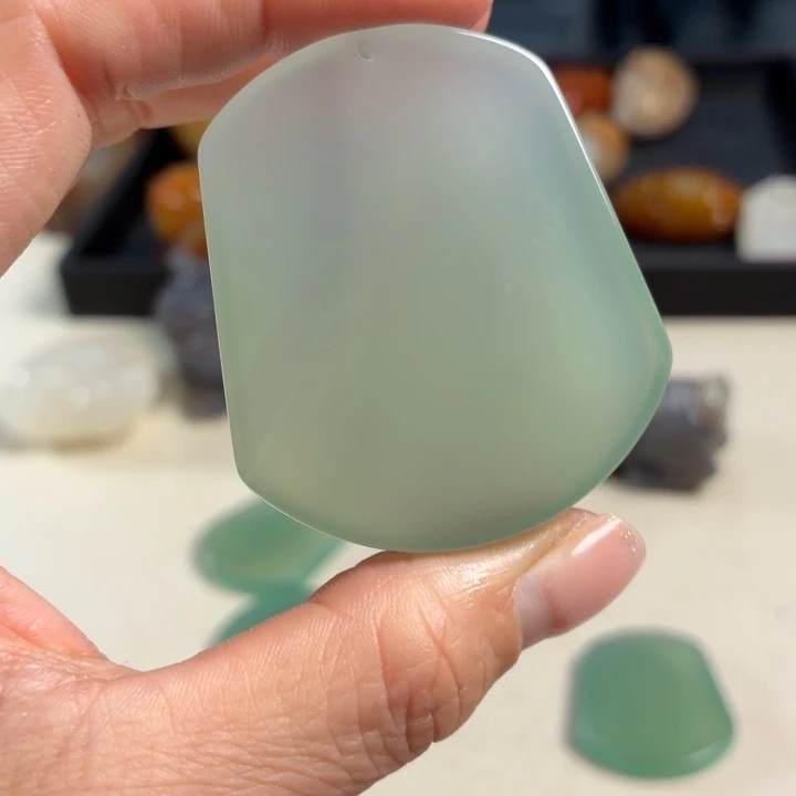 玛瑙/玉髓未镶嵌吊坠(不含链)