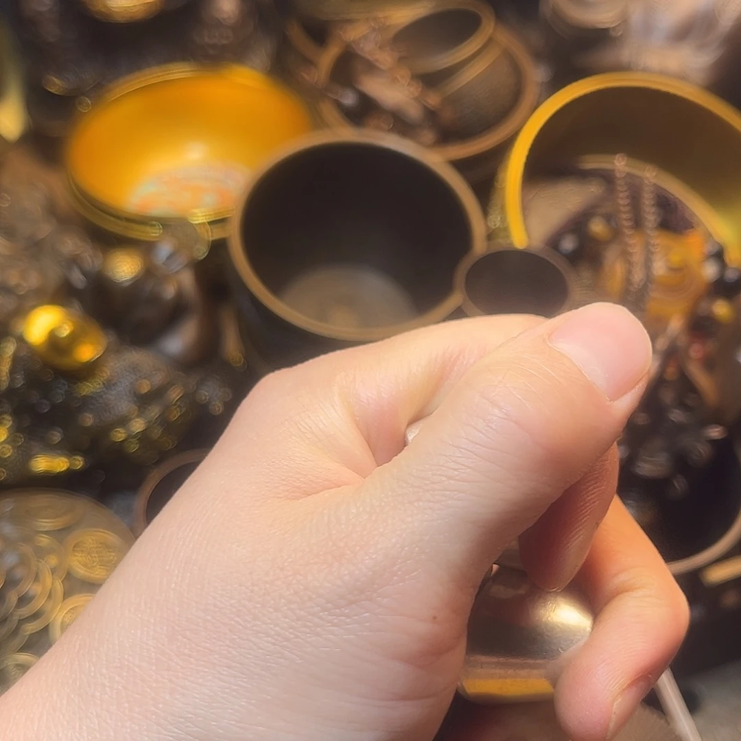 精美铜器工艺品等