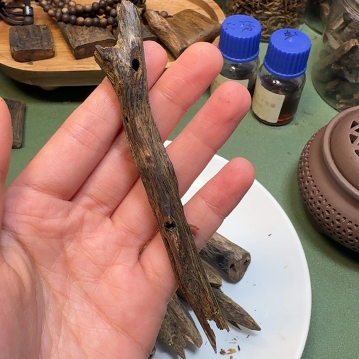 沉香碎屑沉香海南高端白棋树心油虫漏老料