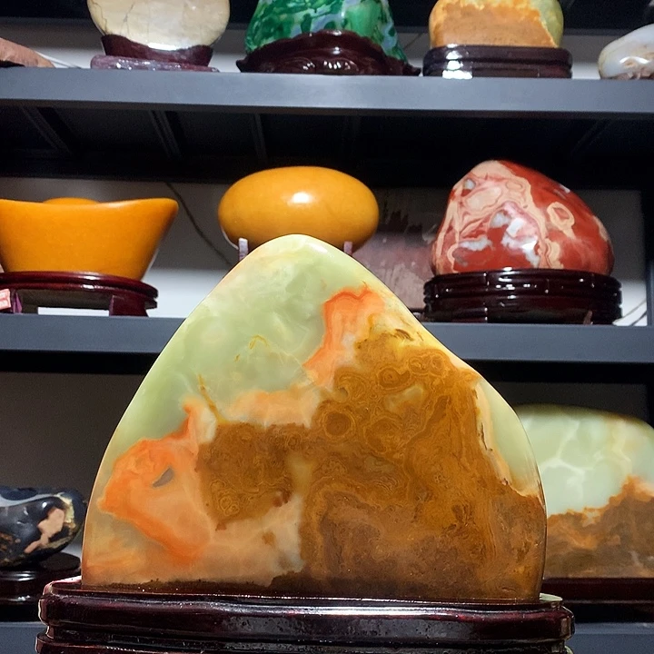 石材宽21厘米高23厘米