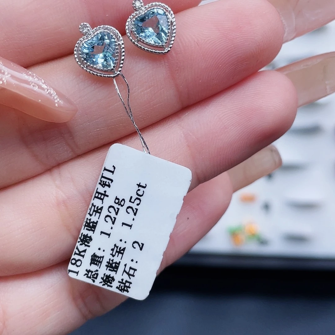 海蓝宝石耳钉18K金镶嵌