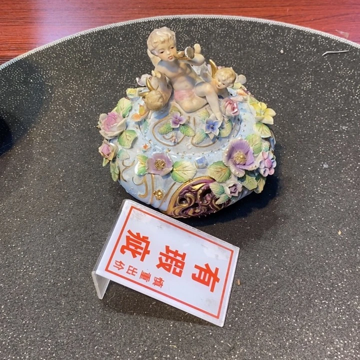 月***亮瓷片陶瓷艺术品制作工艺