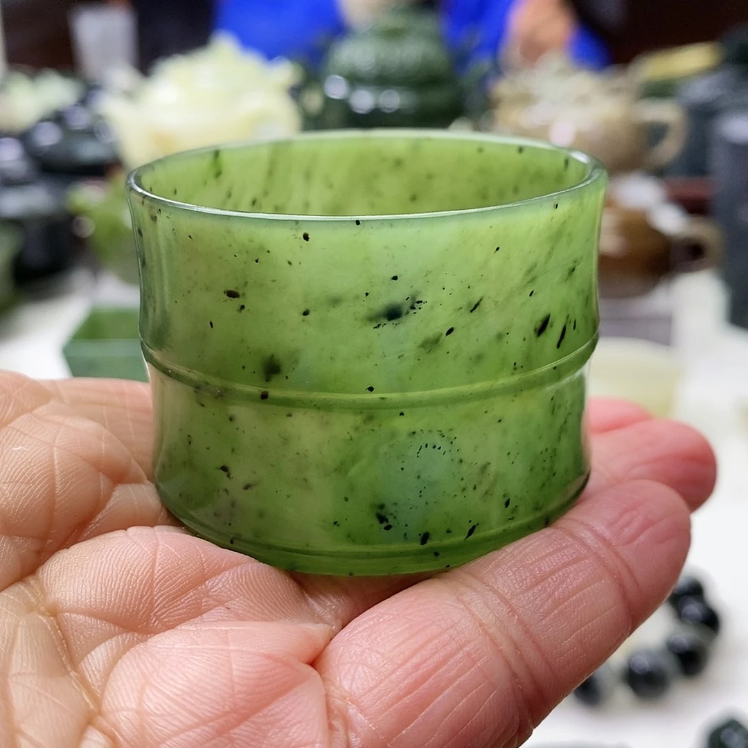 和田玉茶杯未镶嵌