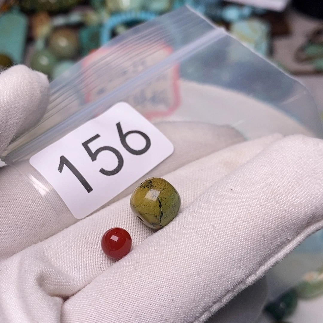 南红玛瑙未镶嵌珠宝奇石