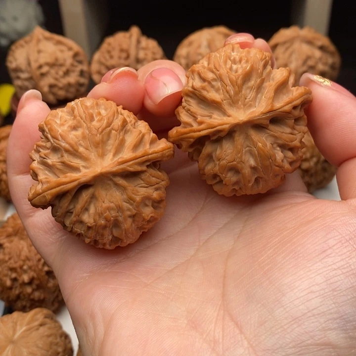 文玩核桃把件42全品苹果园