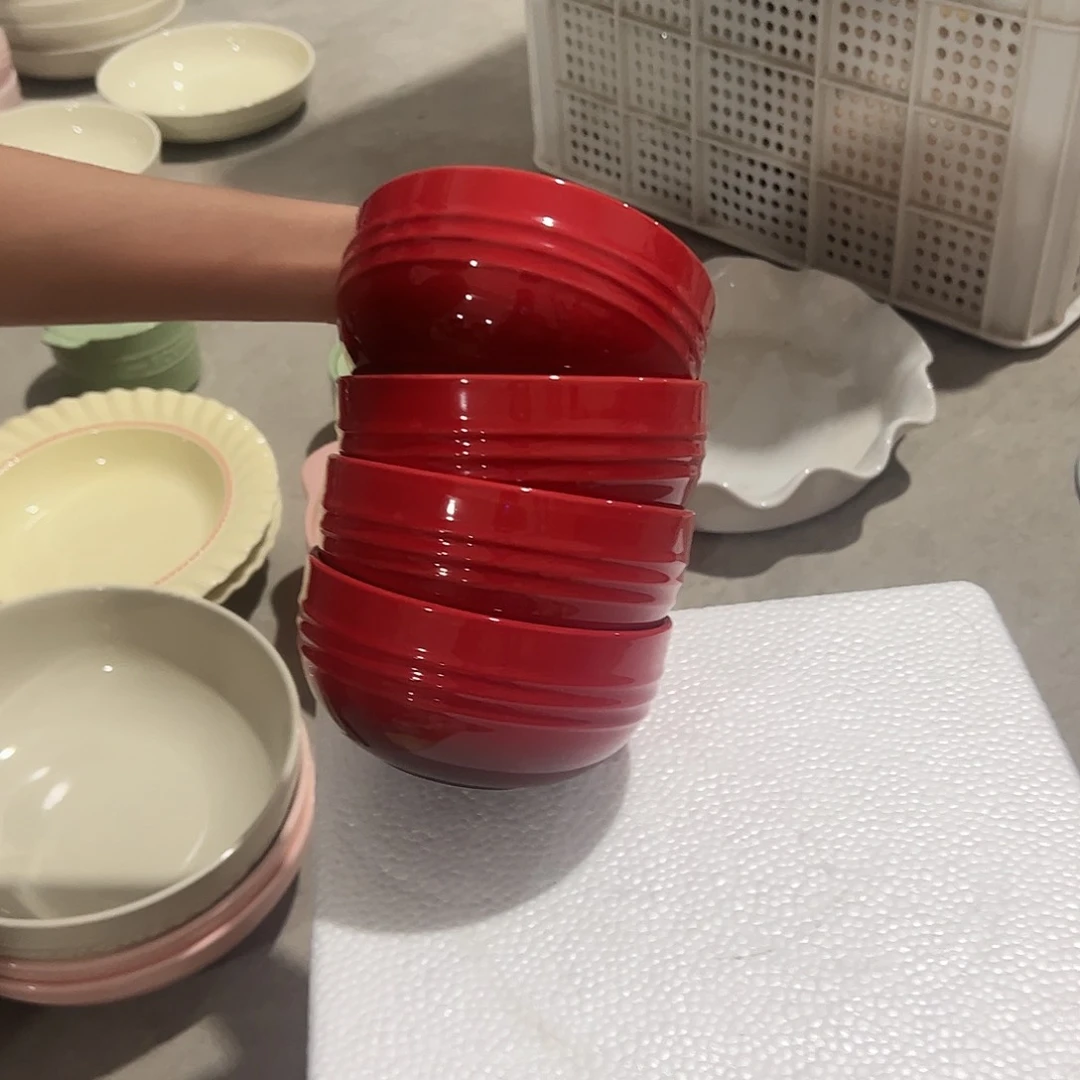 瓷片大红色酷彩碗4个微瑕